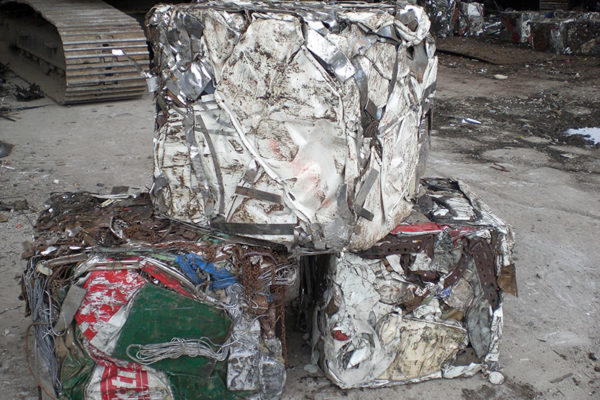 Bundle of Light Scrap supplied for melting companies - material photo 3